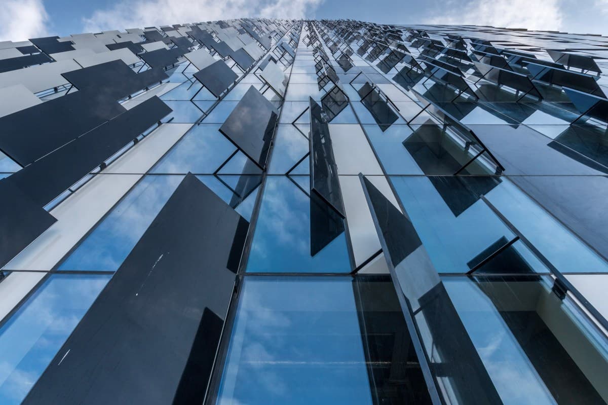 Verilerinizi Gerçekten Kim Kontrol Ediyor? Data Residency, Sovereign Cloud’un Sınavı